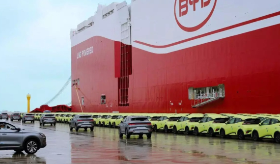 Xuất khẩu xe điện Trung Quốc bùng nổ khiến các thương hiệu phương Tây đau đầu tìm cách đối phó