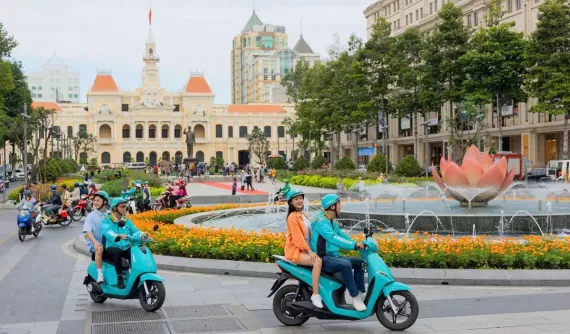 VinFast hỗ trợ tài xế xe ôm mua xe máy điện trả góp với lãi suất 0%