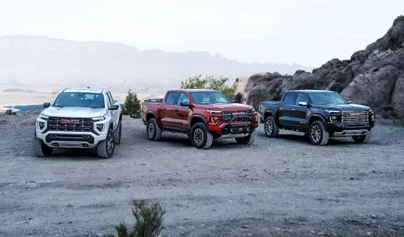 Xe bán tải hạng nặng GMC Canyon AT4X AEV Edition bị triệu hồi