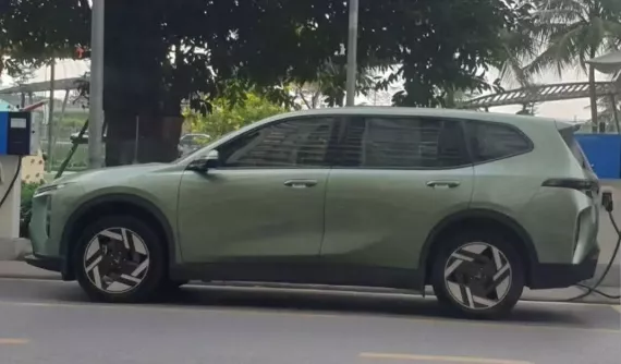 VinFast Limo Green bản dành cho người dùng lộ thông tin và hình ảnh, bán ra trong năm nay