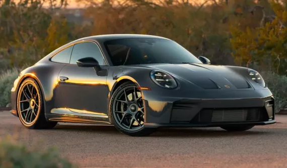Các đại gia có xu hướng chọn số sàn cho xe Porsche 911 GT3 2026
