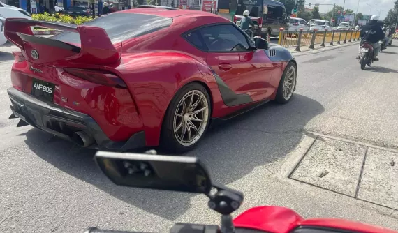Toyota GR Supra mang biển số "lạ" xuất hiện tại Đà Nẵng, xe độ body kit thân rộng đẹp mắt