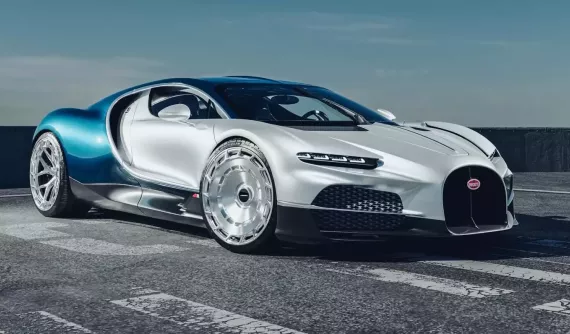 Bugatti Tourbillon màu trắng và xanh thử nghiệm với hai bộ mâm xe trong suốt bóng mờ