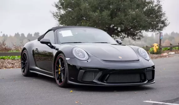 Chi tiết Porsche 911 Speedster mang số thứ tự 65/1948 sản xuất