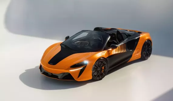 Ra mắt McLaren Artura MCL39 Champion Edition màu cam Myanmar nổi bật, giới hạn 10 chiếc