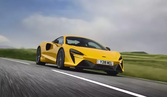 McLaren Artura tại Việt Nam được giảm giá nhờ ưu đãi thuế tiêu thụ đặc biệt dành cho xe hybrid