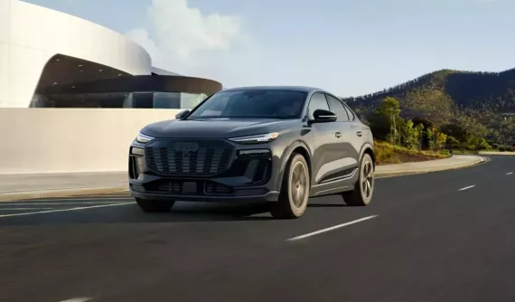 Audi Q6 e-tron 2027 trình làng, thêm núm xoay vật lý nhưng vẫn còn một điểm gây khó chịu trong nội thất