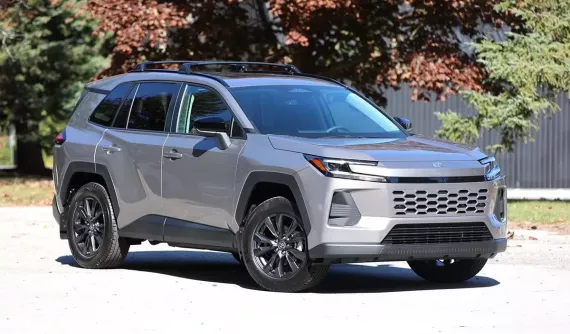 Nếu muốn hạn chế chấn thương vùng cổ khi tai nạn xảy ra, hãy chọn 4 mẫu SUV cỡ nhỏ này