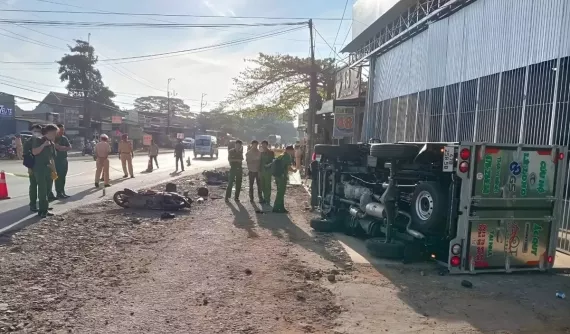 Video hé lộ khoảnh khắc vụ tai nạn kinh hoàng tại Lâm Đồng khiến 3 người thương vong