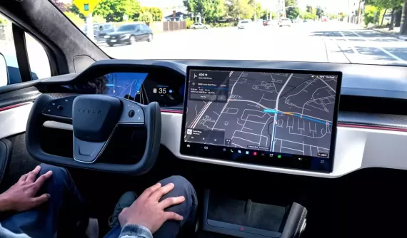 Tòa án: Khi hệ thống hỗ trợ lái gặp sự cố, tài xế vẫn phải chịu hoàn toàn trách nhiệm