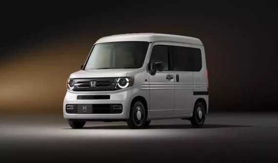 Vén màn phiên bản mới của "xe hộp diêm" Honda N-Van với nhiều trang bị mới