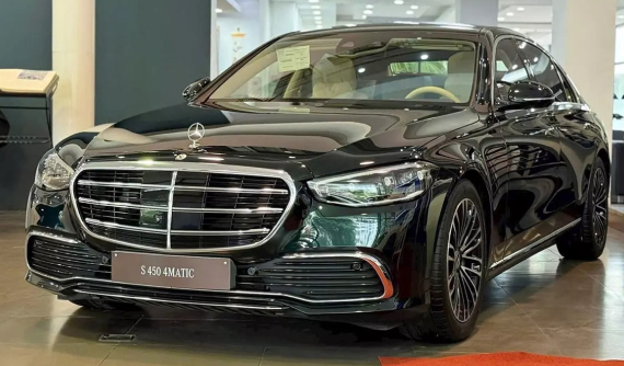 Sedan hạng sang cỡ lớn Mercedes-Benz S-Class giảm giá đến 1,2 tỷ đồng để xả hàng tồn ở Việt Nam