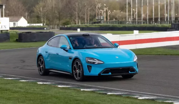 Xiaomi SU7 2026 bán ra 15.000 xe chỉ trong 34 phút