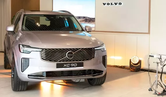 Volvo XC90 2026 chính thức ra mắt Việt Nam, giá rẻ hơn đến 1 tỷ đồng so với trước