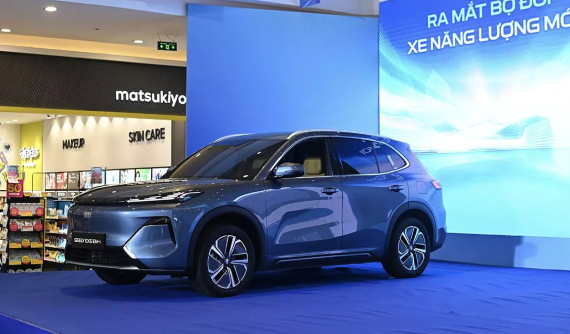 Geely EX5 EM-i được giới thiệu với khách hàng Việt, chỉ tiêu thụ 3,02 lít xăng/100 km