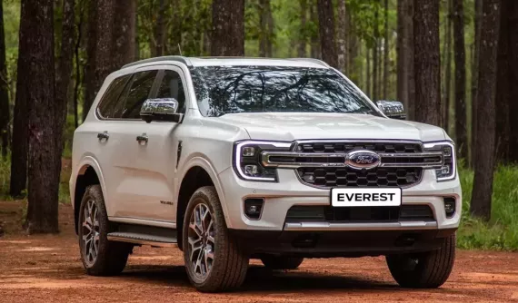 Doanh số SUV hạng D tháng 2/2026: Ford Everest bán gấp 12 lần so với Toyota Fortuner