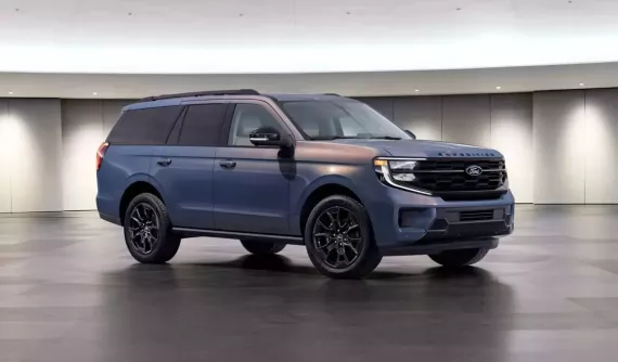 Ford Expedition "mượn" màu sơn độc quyền của Mustang Dark Horse cho phiên bản đặc biệt