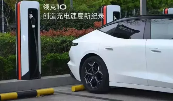 Không thua kém BYD, Lynk & Co cũng ra mắt công nghệ sạc nhanh: từ 10% lên 70% chỉ trong hơn 4 phút