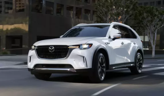 Mazda tụt mạnh trong bảng xếp hạng thương hiệu ô tô đáng tin cậy nhất vì mẫu xe sắp bán ở Việt Nam