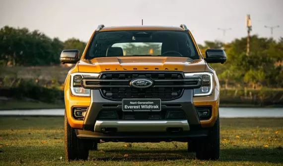 Doanh số SUV hạng D tháng 3/2026: Ford Everest vẫn "một mình một cõi"