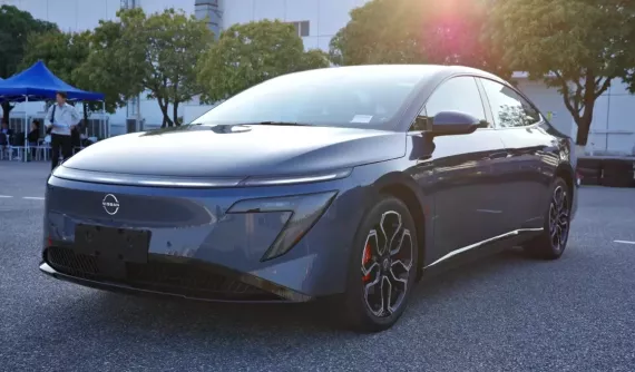 Nissan Primera sắp trở lại thị trường Đông Nam Á sau 19 năm, cạnh tranh Toyota Camry