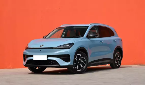 MG 4X được mở cọc, dùng pin bán thể rắn, cho phạm vi hoạt động đến 610 km