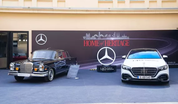 Mercedes-Benz đi vòng quanh thế giới "140 Years. 140 Places." chính thức đến Việt Nam