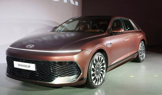 Sedan tiệm cận xe sang Hyundai Grandeur 2026 chính thức ra mắt với nội thất tràn ngập công nghệ