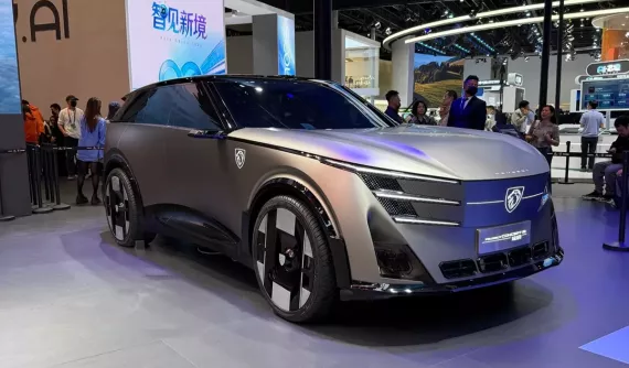 Dongfeng sẽ sản xuất các mẫu xe Peugeot và Jeep mới từ năm sau