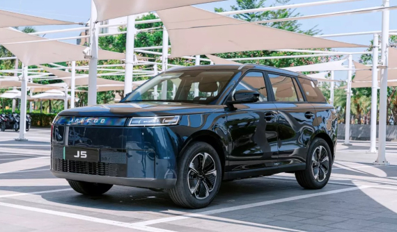 JAECOO J5 EV trở thành ngôi sao xe điện mới khu vực Đông Nam Á