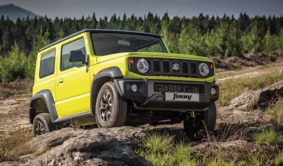 Suzuki Jimny được bổ sung bản nâng cấp ở Thái Lan, đã có hệ thống an toàn chủ động ADAS