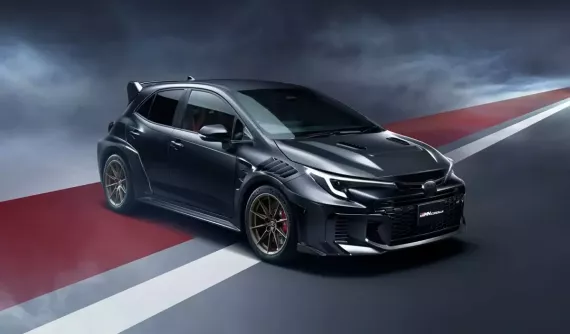 Toyota Corolla ra mắt phiên bản GRMN với khối động cơ "nhỏ nhưng có võ" và nội thất 2 chỗ ngồi