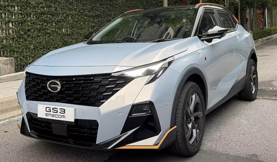 GAC GS3 Emzoom nhập khẩu từ Malaysia chuẩn bị được bán tại Việt Nam, đại lý đã nhận cọc