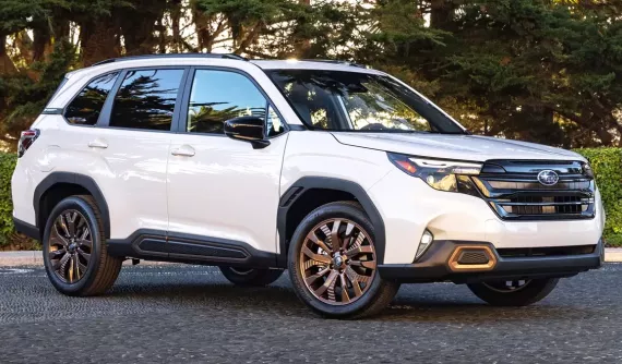 Subaru: Forester 2.5L tại Việt Nam không bị lỗi cửa sổ trời