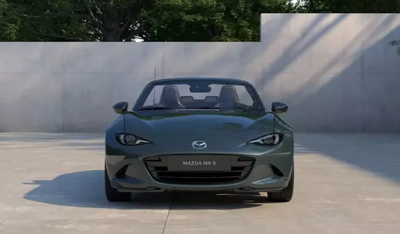 Mẫu xe sắp bán tại Việt Nam Mazda MX-5 lần đầu tiên có màu sơn xanh lá