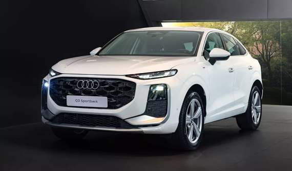 SUV hạng sang cỡ nhỏ Audi Q3 2026 được giới thiệu ở Việt Nam, giá cao hơn đối thủ BMW X1 sắp ra mắt