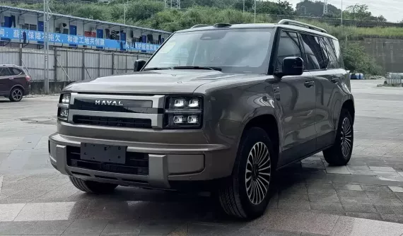 SUV đầu bảng mới của Haval cập bến đại lý với kích thước lớn và động cơ tiết kiệm xăng