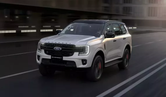 Xe Ford nhận ưu đãi lên đến 50 triệu đồng trong tháng 7/2026