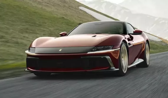 12Cilindri Manuale - siêu xe số sàn đầu tiên của Ferrari kể từ năm 2013