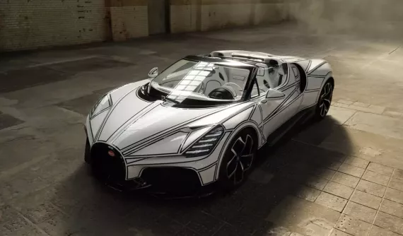 Bugatti W16 Mistral Blanc Éternel - siêu xe có một không hai với hàng loạt chi tiết bằng sứ cao cấp