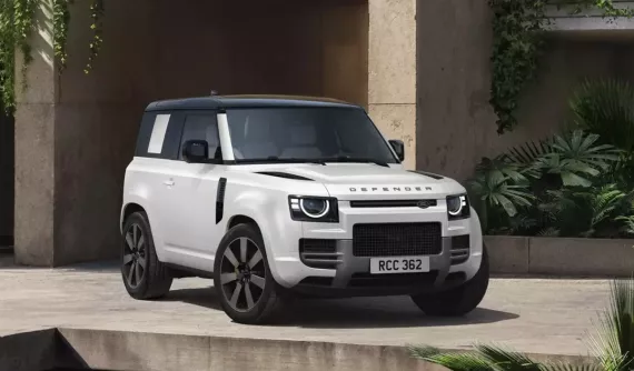 Land Rover Defender 2027 trình làng, thêm lớp phim bảo vệ có thể tự phục hồi các vết xước nhỏ