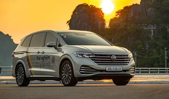 Volkswagen Việt Nam khuyến mại hàng trăm triệu đồng cho khách hàng mua xe trong tháng 7/2026