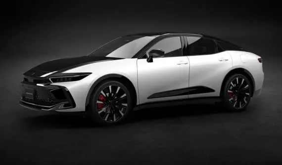 Toyota Crown Crossover 2027 lộ diện, được điều chỉnh chi tiết thiết kế từng gây nhiều tranh cãi