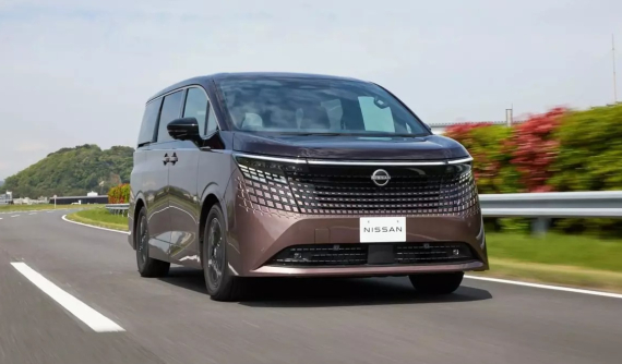 MPV hạng sang mới của Nissan khiến Toyota Sienna trở nên lỗi thời, đã được 6.000 khách hàng đặt mua