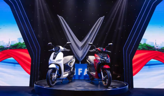 VinFast ra mắt xe máy điện Kinet và Kyo: Di chuyển tối đa 160 km, hỗ trợ đổi pin, giá từ 30 triệu đồng