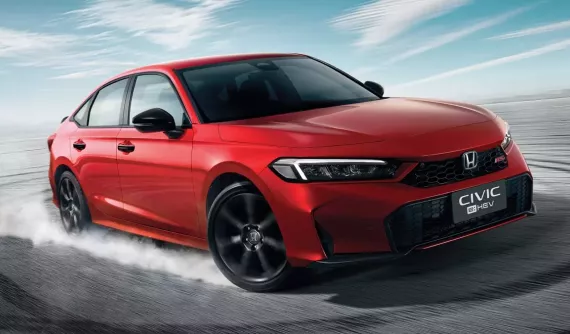 Honda Civic 2026 ra mắt Thái Lan, bổ sung tính năng giả lập sang số S+ Shift và cảnh báo điểm mù mới