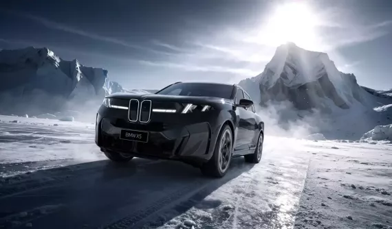 Mới ra mắt không lâu, BMW X5 đã được bổ sung bản trục cơ sở dài với nội thất rộng hơn cả X7