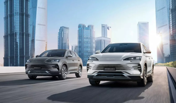 Xe điện và xe hybrid sạc điện: Đâu là lựa chọn phù hợp với người Việt năm 2026?
