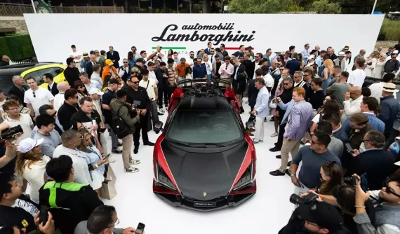 Lamborghini giới thiệu "siêu bò" nhanh và mạnh nhất từ trước đến nay