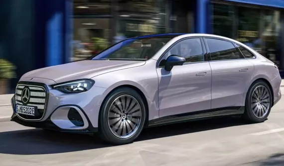 Mercedes-Benz C-Class Electric có thêm bản tiêu chuẩn mới, rẻ hơn mà không cắt nhiều trang bị